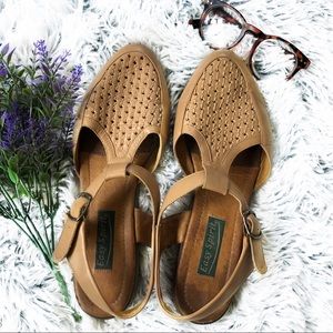 easy spirit dress sandals